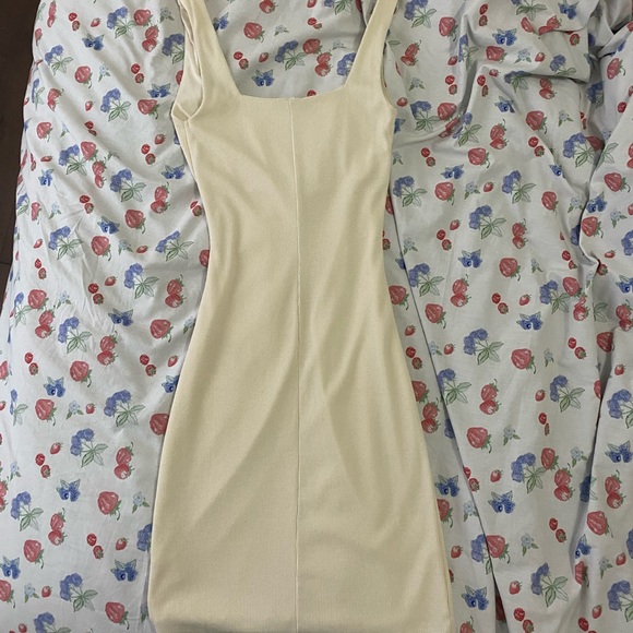 Off-White Fashion Nova Dress - Picture 3 of 3